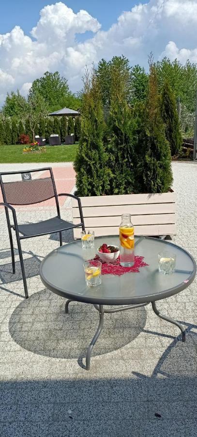 Appartamento Ostoja Czersk Zamek Gora Kalwaria Esterno foto